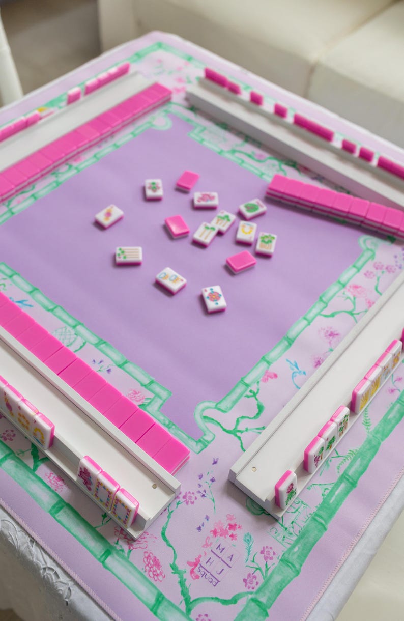 Pastel Chinoiserie Mahjong Mat, Garden Party neoprene Mahjongg mat, green and lavender pagoda mahj mat, Chinesefloral Mahj-ongg mat Bild 2