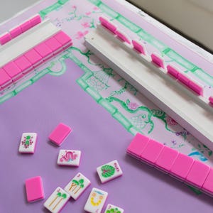 Pastel Chinoiserie Mahjong Mat, Garden Party neoprene Mahjongg mat, green and lavender pagoda mahj mat, Chinesefloral Mahj-ongg mat Bild 10