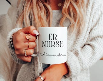 Tazza da caffè personalizzata per infermiere del pronto soccorso, regalo personalizzato per il pronto soccorso, regalo di laurea per infermieri, regalo di laurea retrò, tazza per infermiere da donna