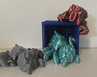 3D Printed Jumping Spider Figurine: Realistic PLA Plastic Decor