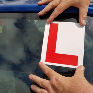Digitaler Produktanhänger Fahrer L Plattenaufkleber Rechtliches selbstklebendes L-Schild für neue Fahrer - Irland, Großbritannien Australien, Neuseeland, Indien usw.