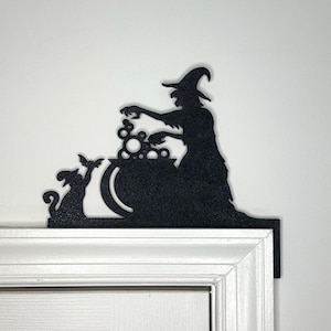 Sturdy 3D Printed Witch & Cauldron Door Corner Decoration | Halloween Home Decor with Cat Companion | Spooky Fall Accent for Your Home