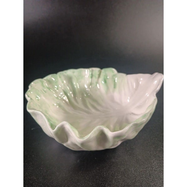 The Haldon Group Vintage Cabbage / Lettuce Leaf Bowl 6"