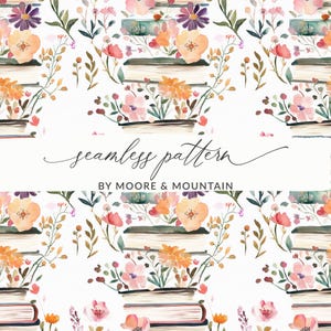 Puede incluir: Un patrón sin costuras que presenta pilas de libros con flores y hojas de acuarela. El patrón está sobre un fondo blanco e incluye el texto "seamless pattern by Moore & Mountain".