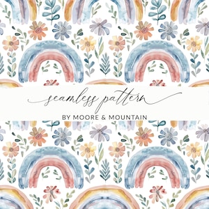 Puede incluir: Un patrón sin costuras que presenta arcoíris de acuarela con un esquema de color amarillo, naranja, rosa y azul. Los arcoíris están rodeados de una variedad de flores y hojas en tonos de azul, amarillo, naranja y rosa. El texto "seamless pattern" y "BY MOORE & MOUNTAIN" se muestra en el centro de la imagen.