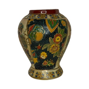 Satsuma Vase 4.75”H
