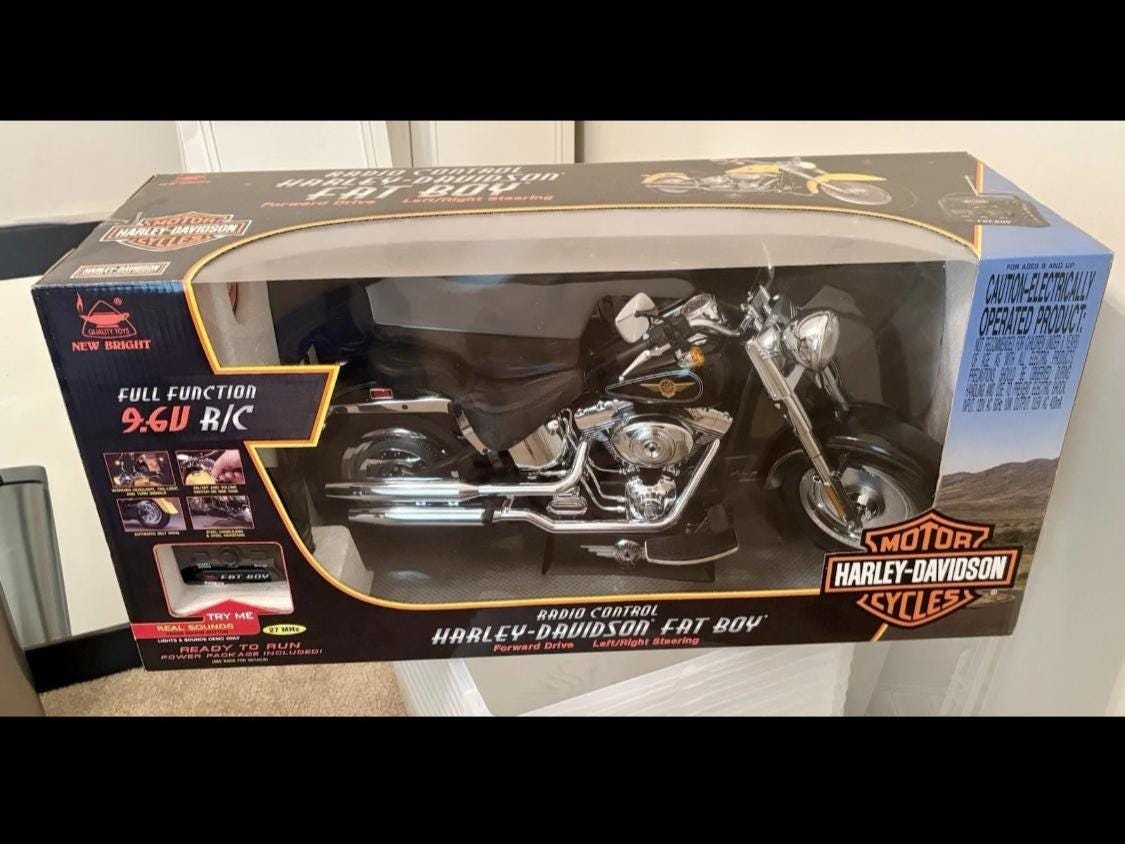 超レアHarley Davidson RC Fatboy 黒　1日ごとに値下げ New Bright Full Function 9.6V R/C Black Harley Davidson Fatboy