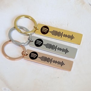 Spotify Keychain, Gift for Him,Song Keychain, Spotify Plaque, Birthday Gift, Music Keychain, Customized Keychain, Song Barcode