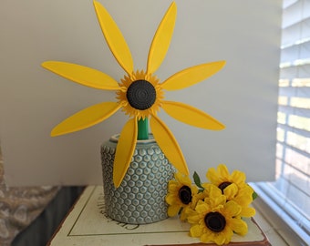 3D Printed Sunflower Wind Spinner: Summer Garden Decor