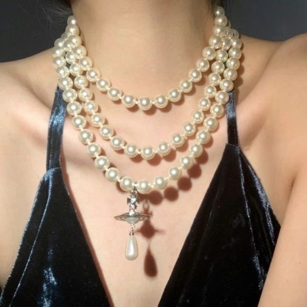 Collier Necklace Style Vivienne Westwood gothique perles or et argent Vintage Ovni Staurne 3 layer pearl