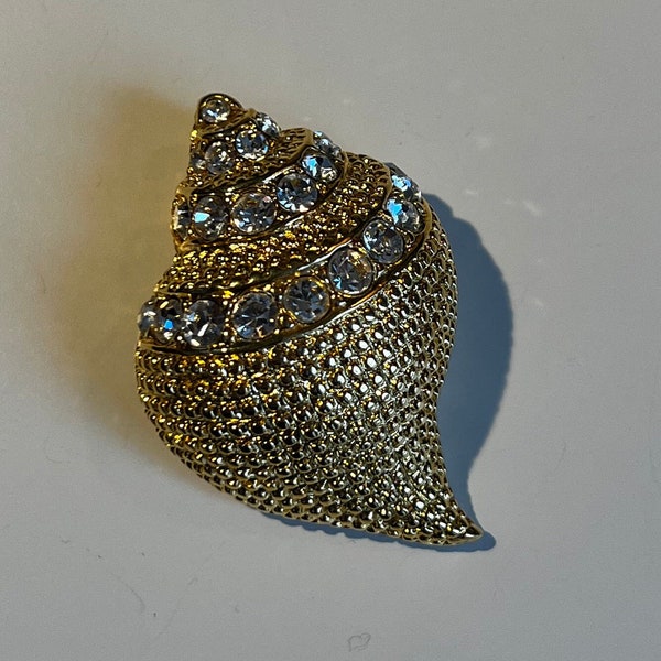 Kenneth J Lane Conch Shell Brooch