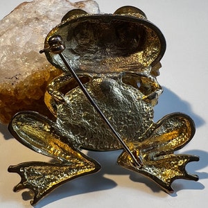 Whimsical Frog Brooch image 2