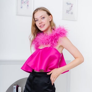 Hot Pink Feather Custom Top for Bride Christmas Tops for Women Homecoming Dress for Teens Graduation Gifts for Her College Gift for Daughter