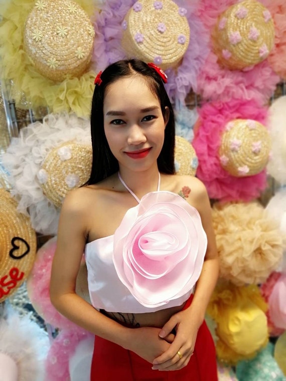 トップス UND 3D FLOWER SKIN TOP Amazon.com: Women 3D Flower Decor Crop Top Spaghetti Strap