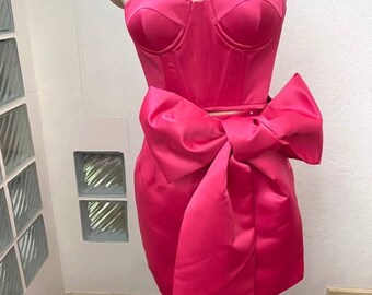 Ensemble haut corset et jupe à nœud : tenue de cérémonie faite main