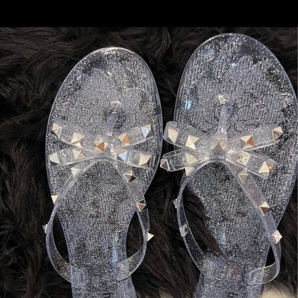 Women’s jelly clear with silver studded sandals size 8
