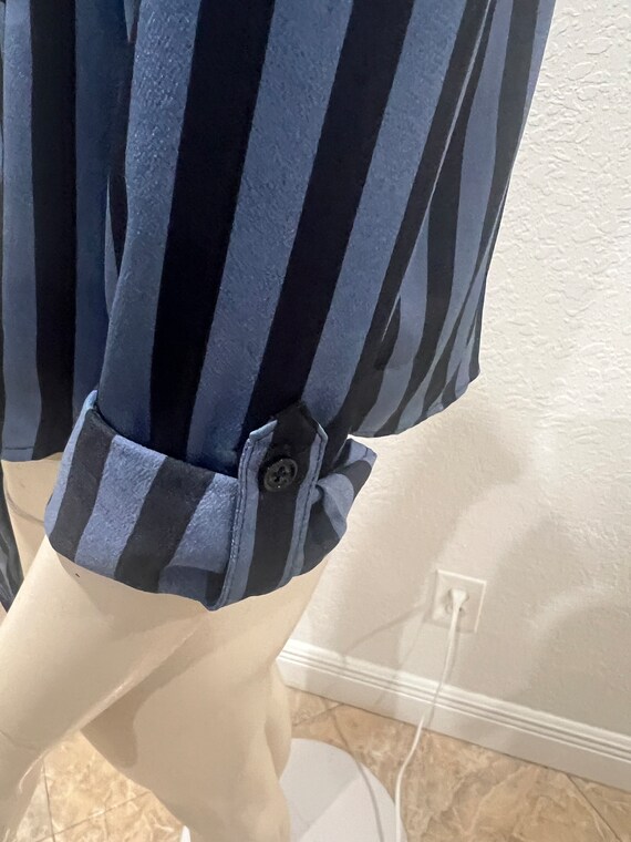 Lizzy Dizzy Striped Button Down Size S Blouse (Pr… - image 5