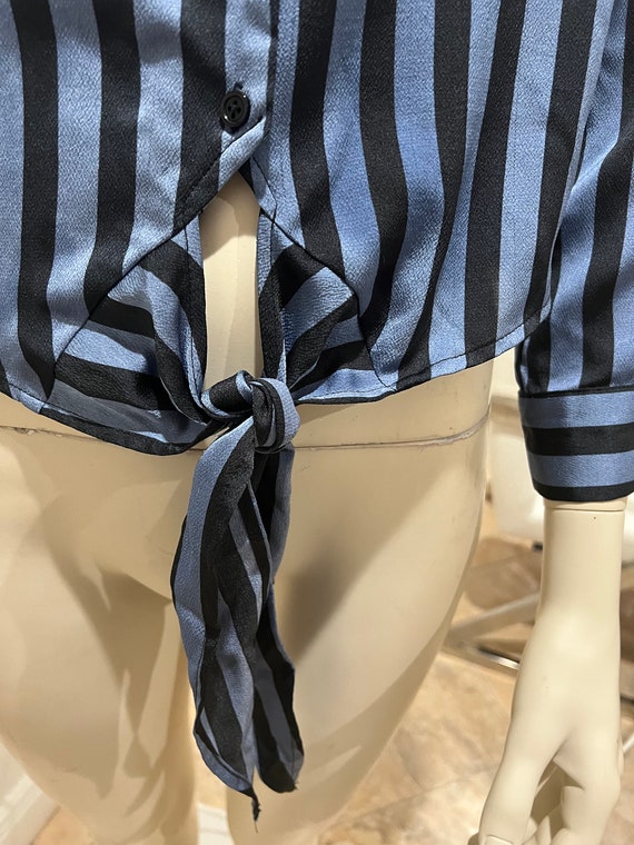 Lizzy Dizzy Striped Button Down Size S Blouse (Pr… - image 3