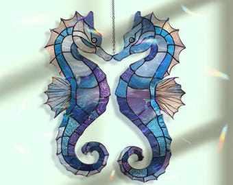 Seepferdchen-Paar Acryl-Sonnenfänger, Glasmalerei-Ozeanfenster mit blauen Meerestieren, Küstennautisches Wohnkultur-Geschenk