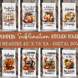 Può includere: Una collezione di disegni di canovacci da cucina a tema autunnale. Ogni canovaccio presenta immagini autunnali come zucche, girasoli e tazze di caffè. I canovacci misurano 11,4 cm x 19,1 cm e includono frasi come "Give Thanks" e "Harvest Wishes".