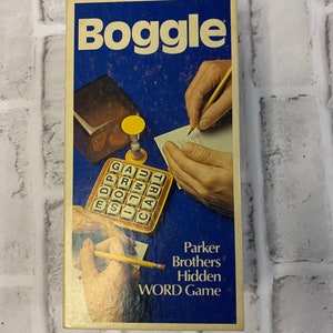Vintage 1976 Boggle word game