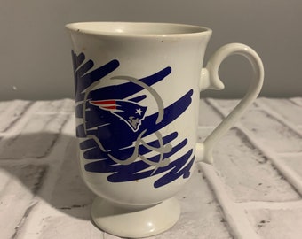 Vintage NFL New England Patriots “Cafe Patriots” mug