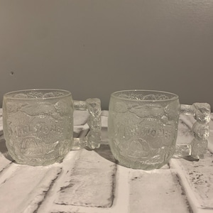 Vintage 1993 The Flintstones McDonald&#39;s Rocky road glass mug set