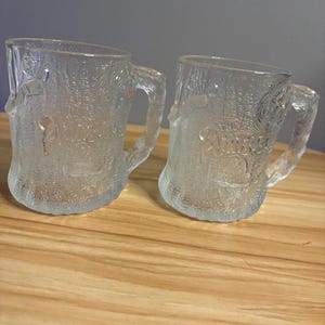 Vintage 1993 McDonalds Treemendous Flintstone clear mug set