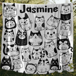 Personalized Kids Name Velveteen Blanket, Cat Pattern Velveteen Plush Blanket,  Cartoon Design, Soft Child's Blanket, Customized Cozy Throw