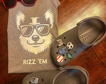 Rizz 'Em Dog con camisa de sombras