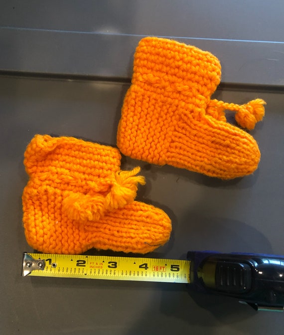 HANDMADE VINTAGE KNIT Baby Doll Booties Halloween - image 4