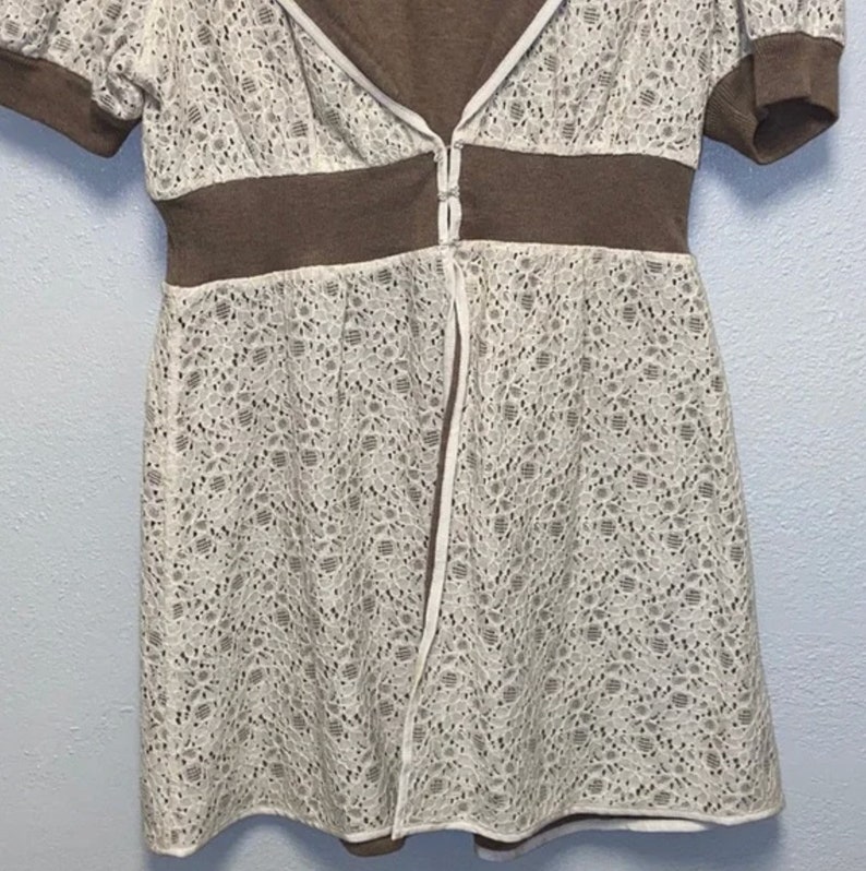 Retro VTG Rare Twee Reversible Anthropologie Knitted & Knotted Short Sleeved Ivory Brown Lace Cardigan Hoodie image 4