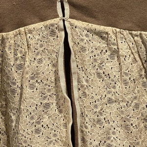 Retro VTG Rare Twee Reversible Anthropologie Knitted & Knotted Short Sleeved Ivory Brown Lace Cardigan Hoodie image 8