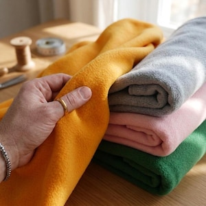 Tela polar antipilling cortada a medida, tela polar suave, tela de felpa acogedora para mantas de pijamas, costura y decoración del hogar. imagen 3