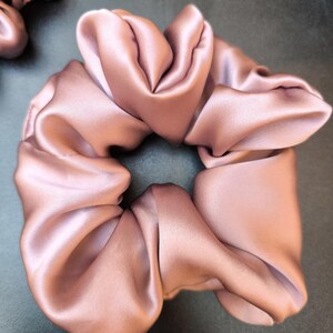 Silk Scrunchie Size L
