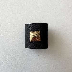 Scarf Ring, Hair Clip, Leather Bandana Slide, Bandana Cuff, Bandana Ring, Scarf Slide, Rag Slide, Hair Styling Accessories, Earbud Holder
