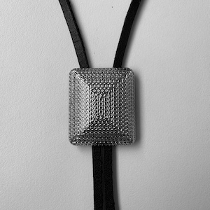 Chain Printed Bolo Tie, Gothic Bolo Tie, Minimal Bolo Tie For Men, Festival Bolo Tie, Rock Chic Necklace, Party Bolo Tie, Gift For Women Men