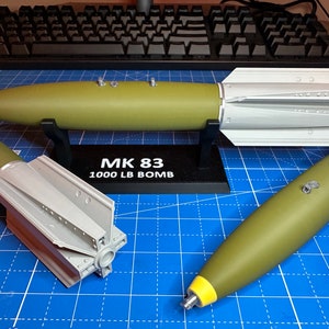 MK83 Snakeye General Purpose Bomb (1:12)