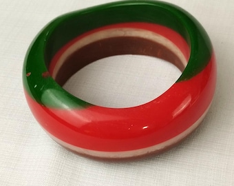 Vintage Bakelite Bangle • Multicolor Layered Art Deco Bracelet • 1930s Retro Jewelry in Green, Red, Ivory & Brown