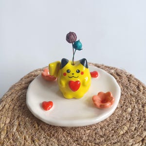 Keramische schattige minivaas, Pikachu-hart, Pokemon, handgemaakte fotohouder, wierookhouder, bureauvrienden, kaarthouder, sakuracadeau, lente