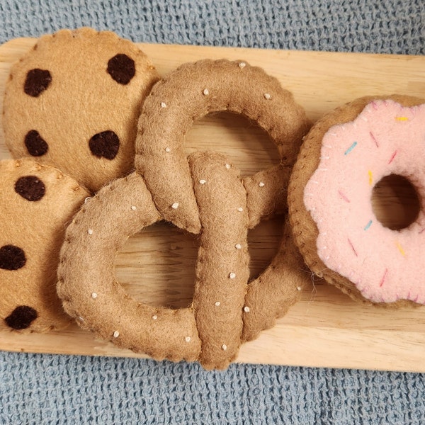 Felt Bakery Set- Blended Wool Felt Play Food