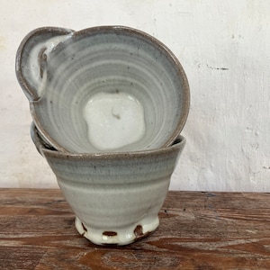 Simple Cereal Bowl with side-handle