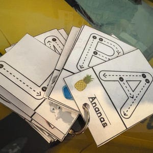 carte des lettres alphabet
