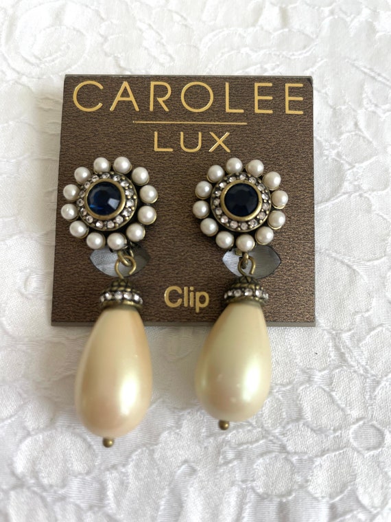 Vintage Carolee Lux Pearl Drop Earrings - image 1