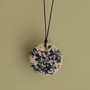 Handmade ceramic necklace, White with dark blue design circle necklace, Ceramic pendant circle, Stoneware necklace, Ceramic jewelry