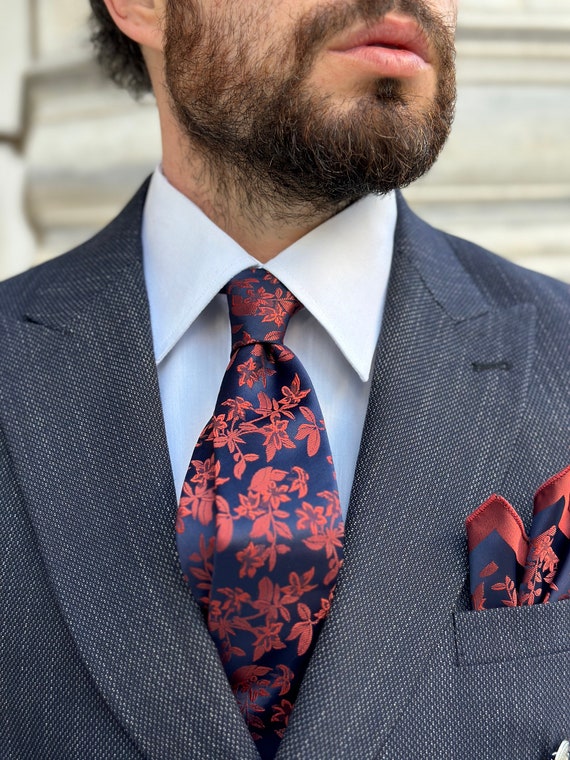 handkerchief and tie set