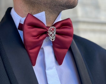 Silk Red Butterfly Bow Tie for Grooms - Teardrop Bow Tie for Men. Personalize Your Bow Tie with Our Range of Unique Ring Accessories!