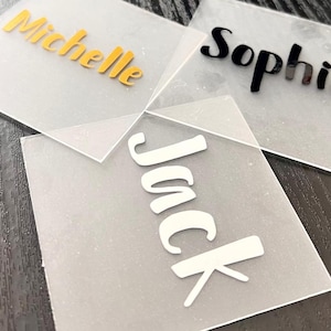 Etiquetas de nombre cuadradas personalizadas de acrílico / Nombres de mesa blancos, negros y dorados para bodas, eventos y fiestas / Tarjetas de lugar de vinilo personalizadas