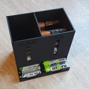 Battery Storage Box, 3D Printed and Sleek, Designed for AA and AAA Batteries