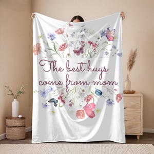 Wildflower Mom Blanket: Cozy Mother&#39;s Day Throw
